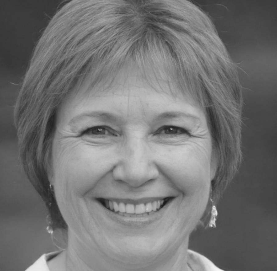 Sorcha Bláithín, Client Portfolio Specialist at Draxo Fwipu