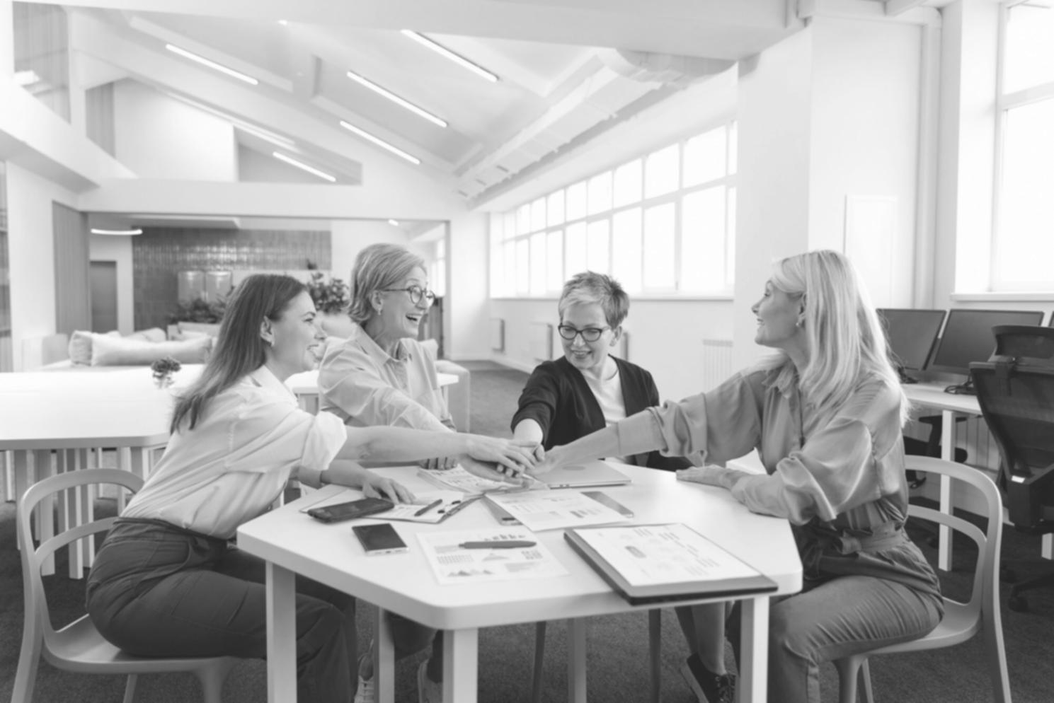 Financial monitoring dashboard showing real-time investment tracking
