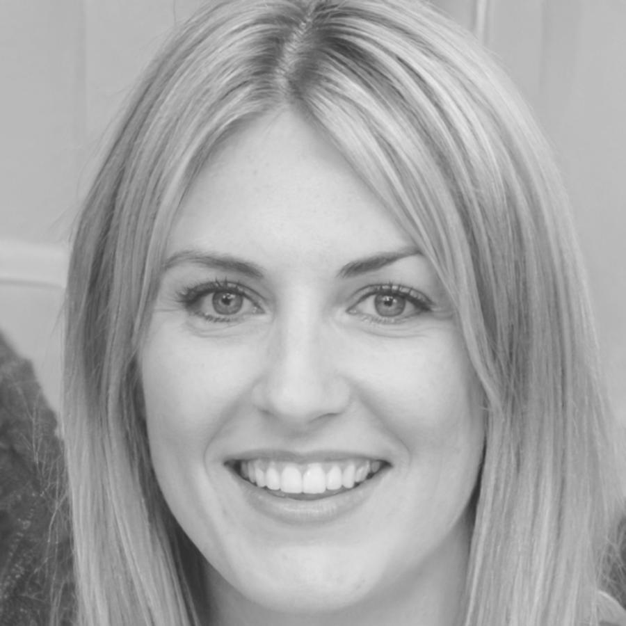 Eilís Tuathail, Founder and Lead Analyst at Draxo Fwipu